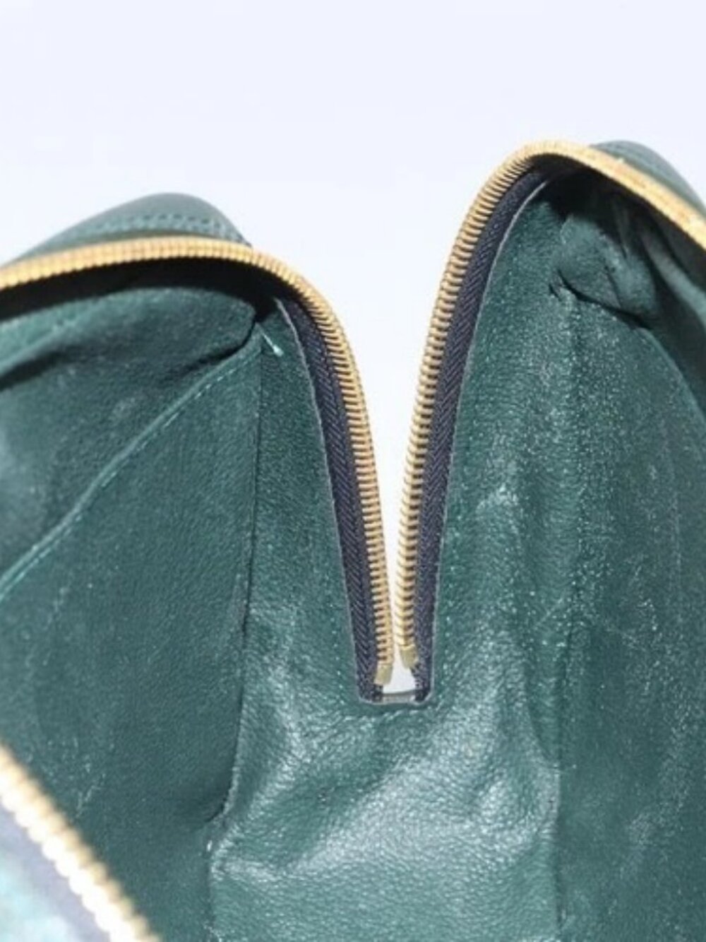 LOUIS VUITTON Taiga Trousse Toilette GM Clutch Bag Epicea M30214 LV Auth 166571 - Picture 12 of 16